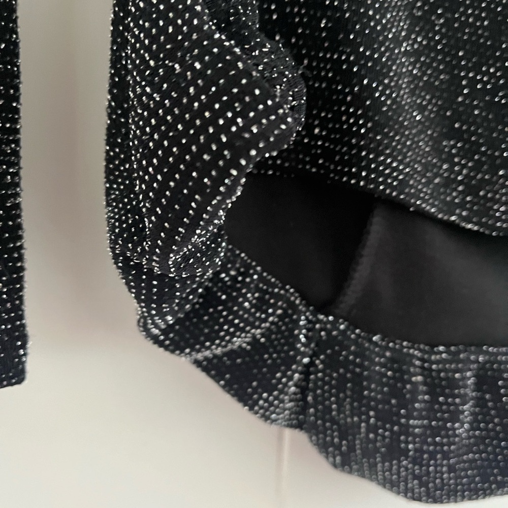 NEW Willow + Root / Sparkly Deep V Blouse Top Shirt Size Medium - Picture 15 of 16